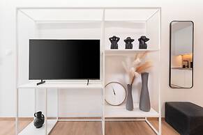 Kosmos Luxury Residences