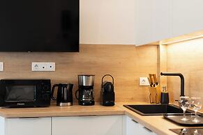 Kosmos Luxury Residences