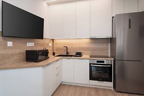 Kosmos Luxury Residences