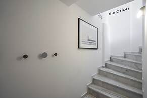 Kosmos Luxury Residences