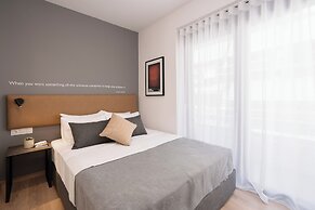 Kosmos Luxury Residences