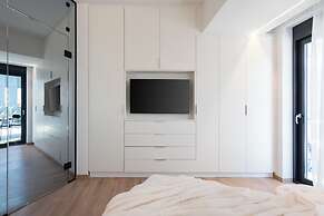 Kosmos Luxury Residences