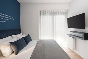 Kosmos Luxury Residences