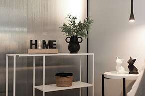 Kosmos Luxury Residences