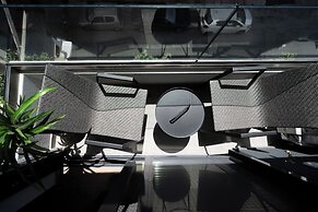 Kosmos Luxury Residences