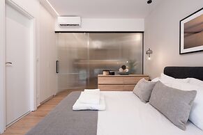 Kosmos Luxury Residences