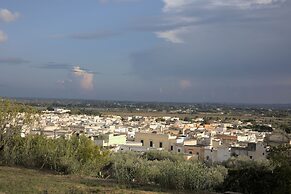 Cozy Courtyard Retreat in Salento