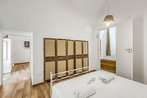 Cozy Courtyard Retreat in Salento