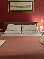 Le Petit Palais Naples