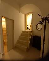 Le Petit Palais Naples