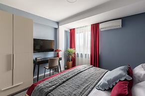 Lucky Cranes by Holt