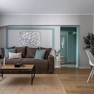 Holt s Sublime Minty Fresh 1BR on the Park