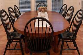 Cozy Escape at Moose Hollow