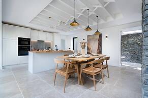 Fawns Keep - Hot Tub and Sauna Retreat