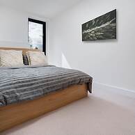 Fawns Keep - Hot Tub and Sauna Retreat