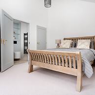 Fawns Keep - Hot Tub and Sauna Retreat