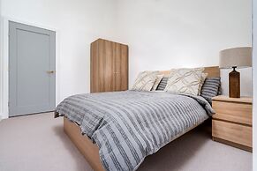 Fawns Keep - Hot Tub and Sauna Retreat