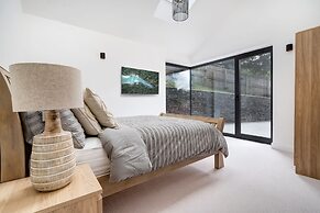 Fawns Keep - Hot Tub and Sauna Retreat