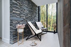 Fawns Keep - Hot Tub and Sauna Retreat