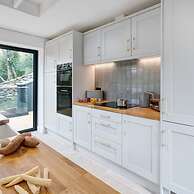 Fawns Keep - Hot Tub and Sauna Retreat