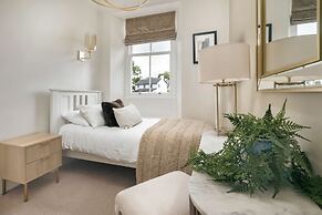 Rosemount Lake District Townhouse With Hot Tub