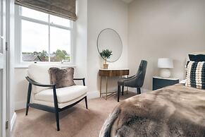 Rosemount Lake District Townhouse With Hot Tub