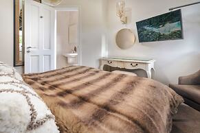 Rosemount Lake District Townhouse With Hot Tub