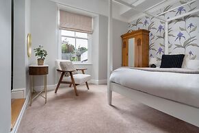 Rosemount Lake District Townhouse With Hot Tub