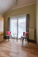 Lovely Andr Farm in the Greenery of Kortrijk