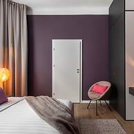 Holt - Flowers in Wonderland