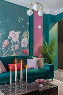 Holt - Flowers in Wonderland