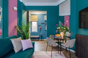 Holt - Flowers in Wonderland