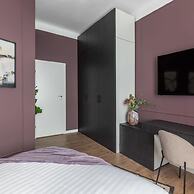 Holt - Flowers in Wonderland