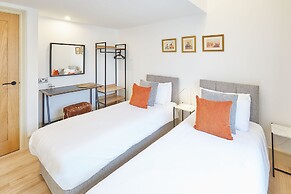 Host Stay Sunshine Cottage