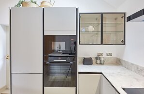 Host Stay Sunshine Cottage