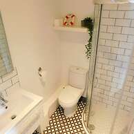 Central Kemptown Brighton Studio Apartment