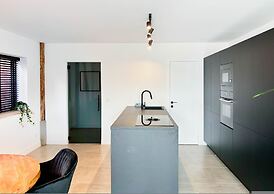 Charming Authentic Home With Garden