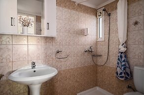 Villa Nefeli with Private Pool by Konnect