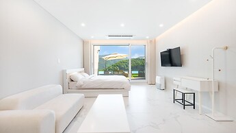 Gapyeong Staysumok Pool Villa Pension