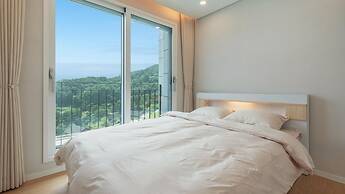 Gapyeong Staysumok Pool Villa Pension