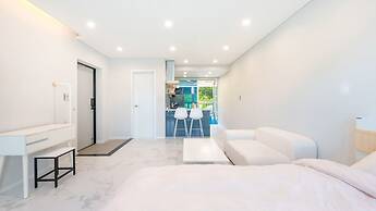 Gapyeong Staysumok Pool Villa Pension