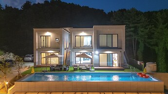 Gapyeong Staysumok Pool Villa Pension