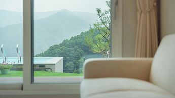 Gapyeong Staysumok Pool Villa Pension