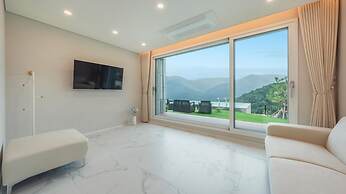 Gapyeong Staysumok Pool Villa Pension