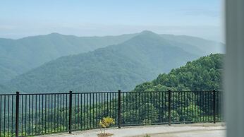 Gapyeong Staysumok Pool Villa Pension