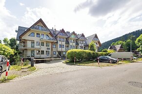 Apartment Near Gubałówka by Renters