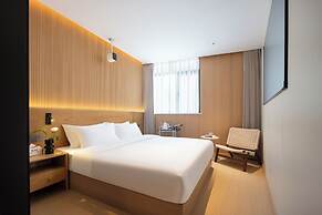 Captain 5 Youth Hotel Xinzhuang Branch