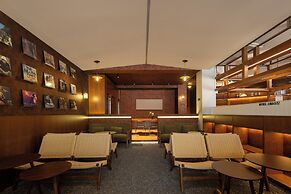 Captain 5 Youth Hotel Xinzhuang Branch