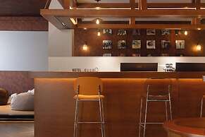 Captain 5 Youth Hotel Xinzhuang Branch