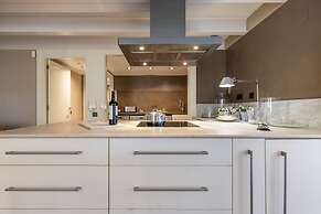 Unik Vacation Emperador